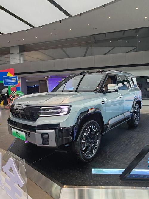 广州345比亚迪方程豹硬派越野的爆款，英菲尼迪35周年与你共成长